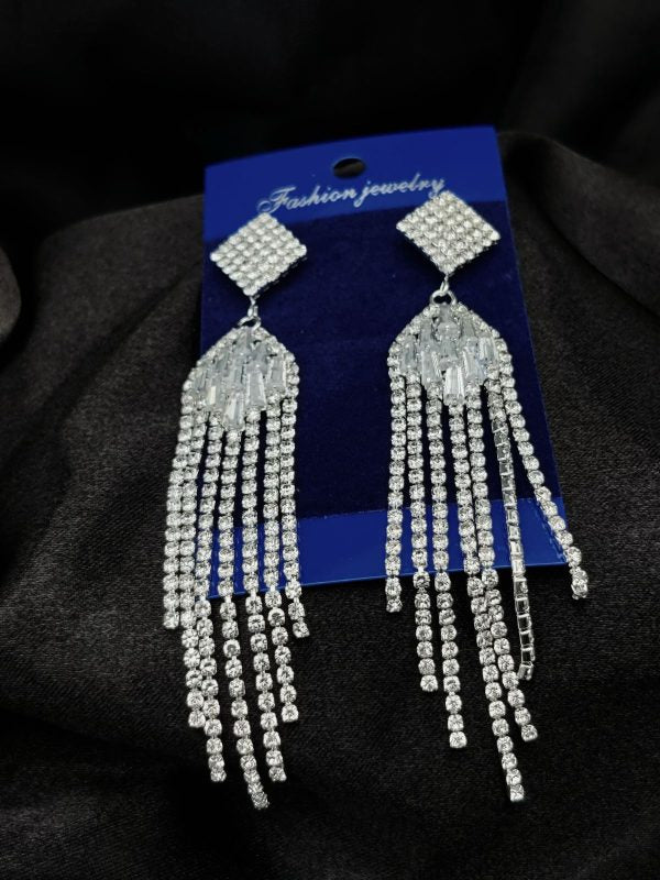 Radiant Diamond Cascade Long Fringe Earrings – Luxury Sparkling Statement Jewelry for Women